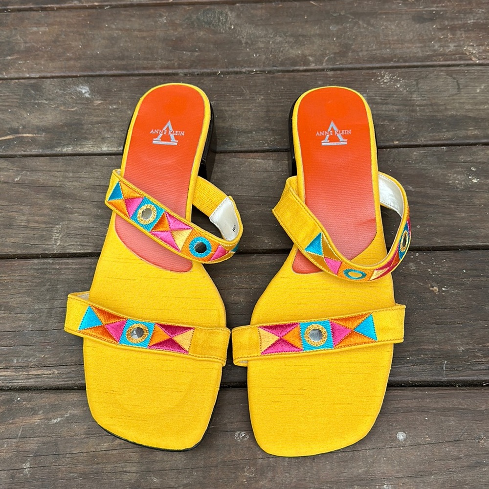 Annie Klein sandals size 10